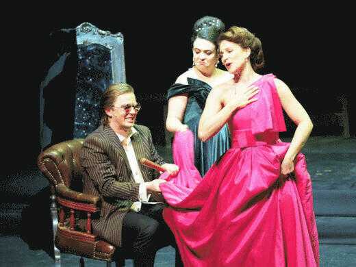 האופרטה העטלף בישראל 2025